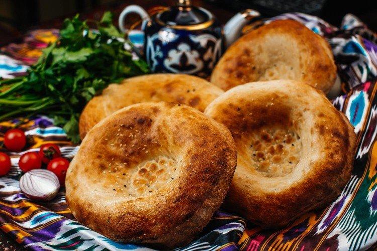 10 recipes for delicious Uzbek tortillas in the oven