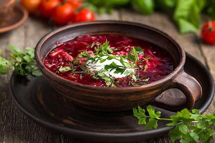 8 recipes for the most delicious borscht with sauerkraut (step by step)