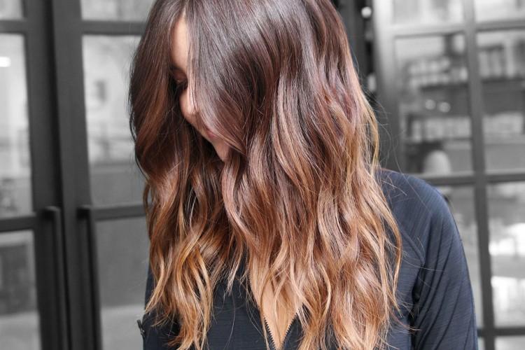 Ombre pour cheveux foncés : 12 belles idées de coloration (photo)