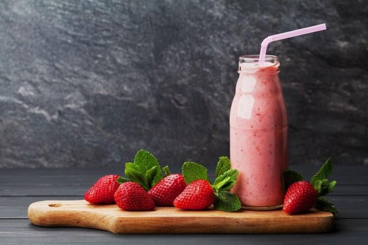 12 meilleurs smoothies pour la perte de poids et la détoxification