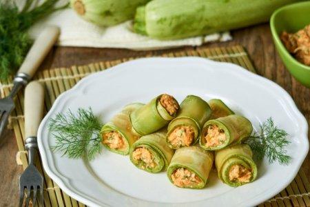 Cukkini snack: 20 egyszerű és finom recept