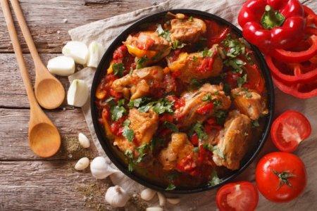 How to cook chicken chakhokhbili: 10 best recipes