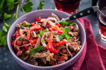 20 salades de viande que tout le monde peut préparer