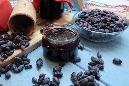 20 recettes faciles de confiture de chèvrefeuille