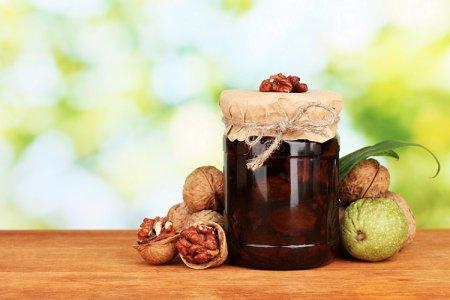 15 recipes for original walnut jam