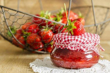 20 delicious strawberry jam recipes for the winter