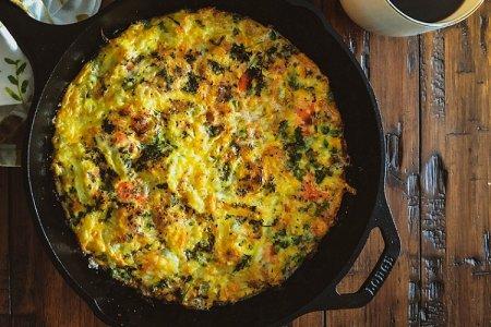 15 rețete ușoare de omletă de dovlecei