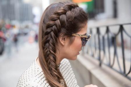 How to braid a spikelet to yourself: step by step photos