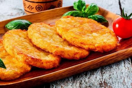 Potato pancakes: 12 delicious and quick recipes (step by step)