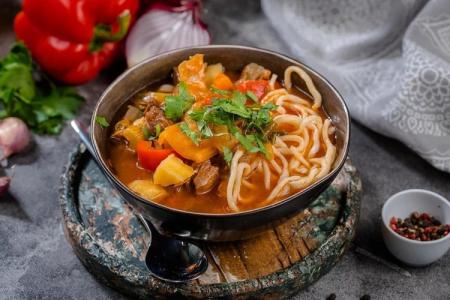 Lagman classique : 8 recettes faciles et rapides