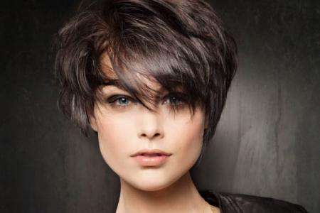 10 haircuts for short hair that give volume