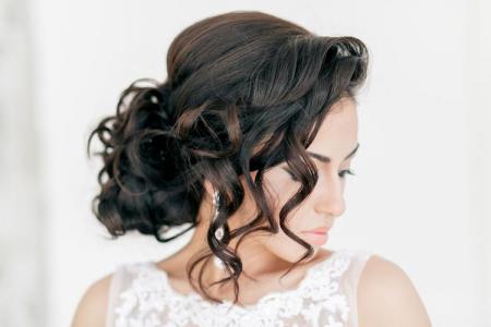 Wedding hairstyles for long hair: 20 ideas